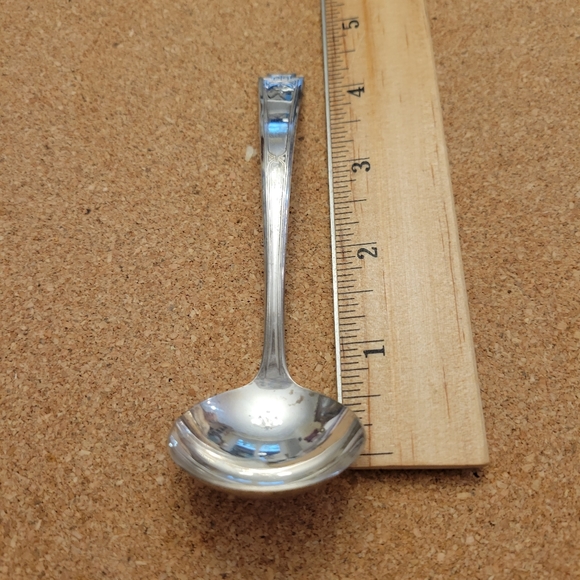 Vintage Doric Silverplated Cream Ladle - Picture 2 of 8